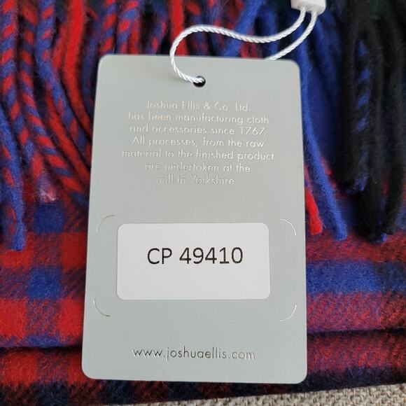 Joshua Ellis tartan 100% cashmere scarf in new green/scarlet red/blue - Picture 7 of 8